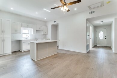 1719 W Bond St, Denison, TX 75020 - photo 7