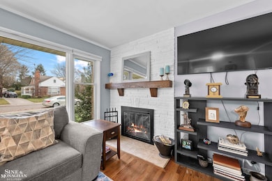 463 Colonial Ct, Grosse Pointe Farms, MI 48236 - photo 7