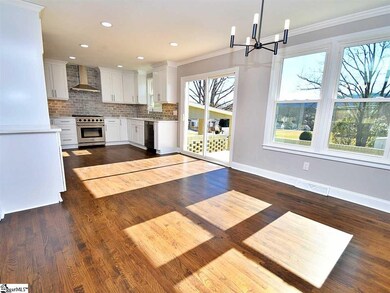 102 Grandview Cir, Travelers Rest, SC 29690 - photo 6