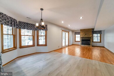 44093 Redbud Ln, California, MD 20619 - photo 4