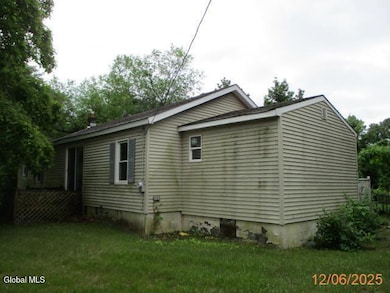 22 Rapp Rd, Albany, NY 12203 - photo 3