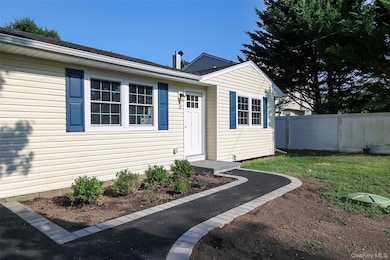 15 Maple St, Wyandanch, NY 11798 - photo 3