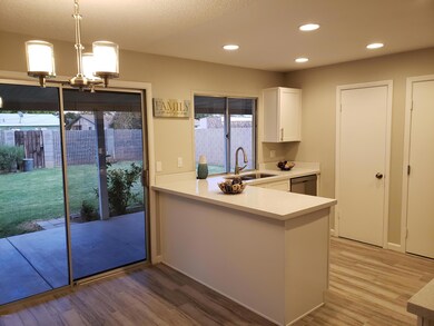 2309 N 49th Ave, Phoenix, AZ 85035 - photo 6