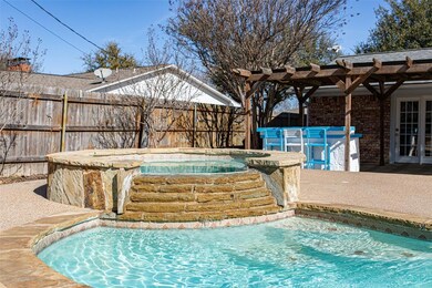 2007 College St, Gainesville, TX 76240 - photo 2