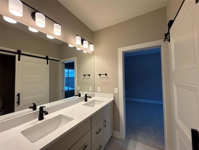 347 S Cedar Ridge Cove, West Des Moines, IA 50266 - photo 6