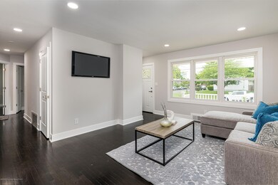 Living Room with triple window