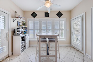 2 -417 Captains Cove - Breakfast Nook-1