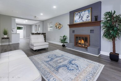 6504 Cooper Ln, Jacksonville, FL 32210 - photo 5