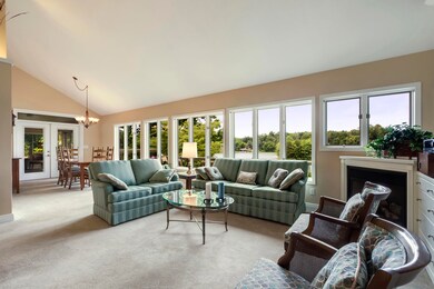 04_InagehiWay_110_Living01