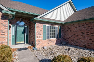 502 Clearwater Blvd, Whiteland, IN 46184 - photo 4