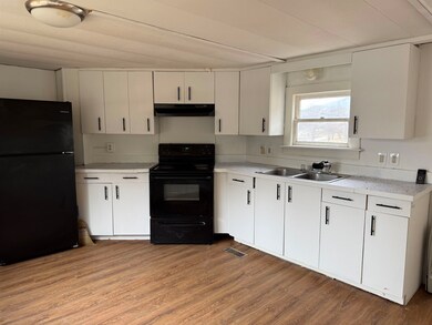 1459 Concord Ave, Saint Johnsbury, VT 05819 - photo 6