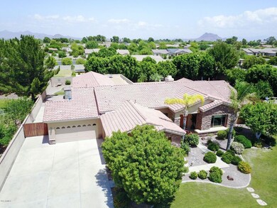 Exclusive Orange Grove District