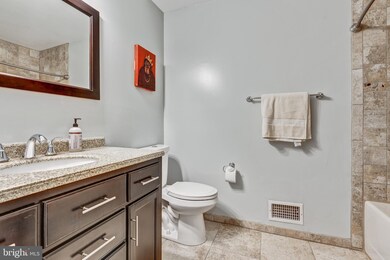 18 Catoctin Ct, Silver Spring, MD 20906 - photo 4