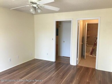 17-6 Augusta Ct unit 6, Freehold, NJ 07728 - photo 2