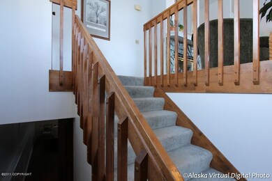 Split Entry Way