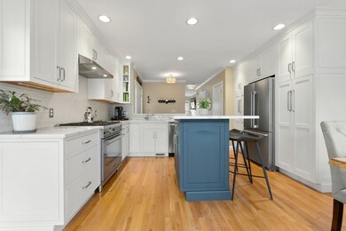 32 Bromfield St unit B, Newburyport, MA 01950 - photo 4