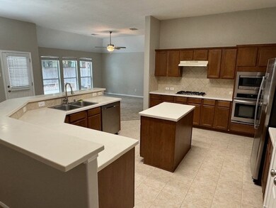 23928 Dorrington Estates Ln, Conroe, TX 77385 - photo 5