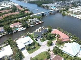 35 Ixora, Ocean Ridge