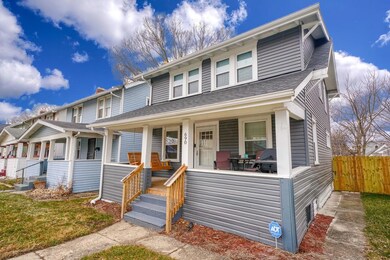 690 E Kossuth St (2)