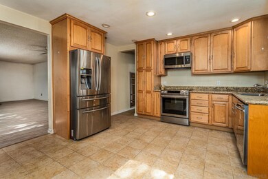 31231 Palimo Dr, Escondido, CA 92026 - photo 6