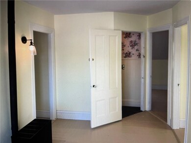 118 Franklin St unit 3, Bristol, RI 02809 - photo 6