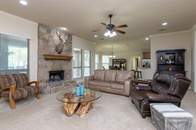 157 Overton Ridge Cir, Weatherford, TX 76088 - photo 3