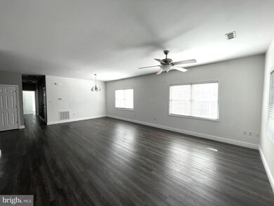 14223 Shelby Cir, Hagerstown, MD 21740 - photo 7