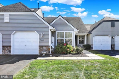 191 Hawthorne Ct unit 191A, Reading, PA 19610 - photo 2