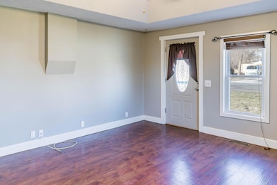 312 Hayes Ave, Clever, MO 65631 - photo 6