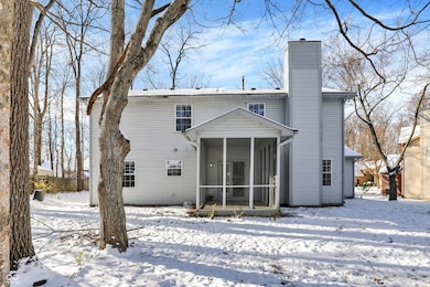 11249 Tall Trees Dr, Fishers, IN 46038 - photo 2