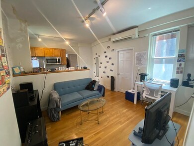 35 N Margin St unit 2, Boston, MA 02113 - photo 2