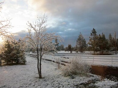 62535 Waugh Rd, Bend, OR 97701 - photo 6