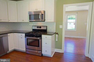 736 Aston Martin Dr, Lindenwold, NJ 08021 - photo 7