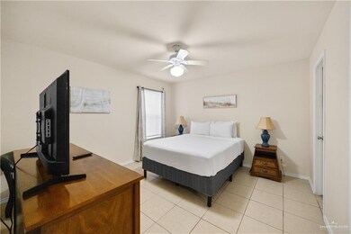 206 W Bahama St, South Padre Island, TX 78597 - photo 4