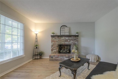 10194 Haskins St, Lenexa, KS 66215 - photo 7