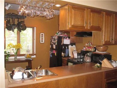 Kitchen. Open & bright floor plan.