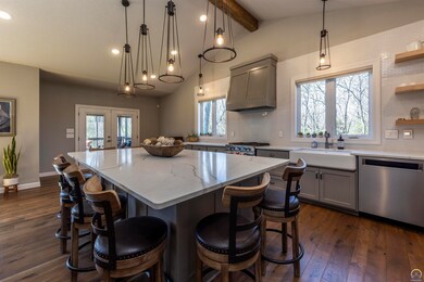 6939 SW 44th St, Topeka, KS 66610 - photo 3