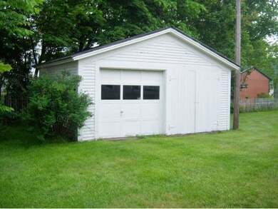 13 Summer St, Groveton, NH 03582 - photo 4