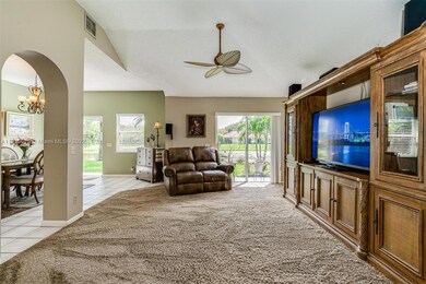 9461 Oak Grove Cir, Davie, FL 33328 - photo 7