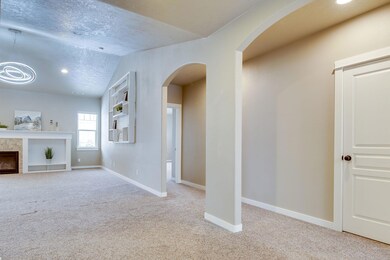 4752 SW Umatilla Ave, Redmond, OR 97756 - photo 4