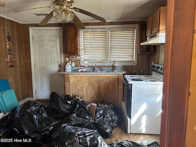 49 S 12th St, Bolton, NC 28423 - photo 7