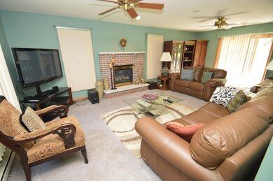 180 Escoll Dr, East Stroudsburg, PA 18301 - photo 3