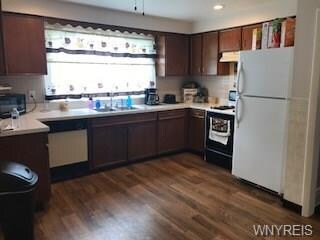 lower kitchen
