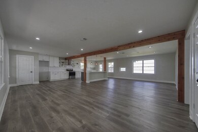 1069 Sally Anne Dr, Rosenberg, TX 77471 - photo 6