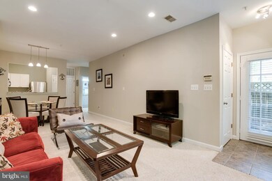 4656 Lambert Dr unit 1, Alexandria, VA 22311 - photo 4