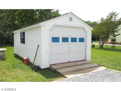Parking Lot/Garage