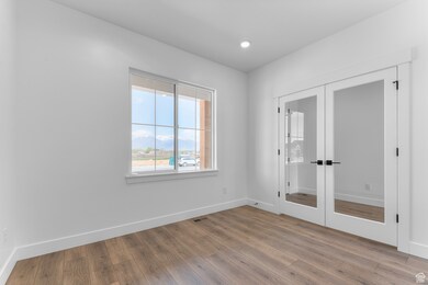 863 N Chillingham Dr unit 170, Spanish Fork, UT 84660 - photo 4