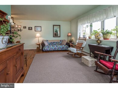 623 Turf Ln, Conshohocken, PA 19428 - photo 3