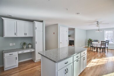 9 Carolyn Dr, Newmarket, NH 03857 - photo 5