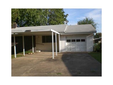 1021 W Holly St, Rogers, AR 72756 - photo 3